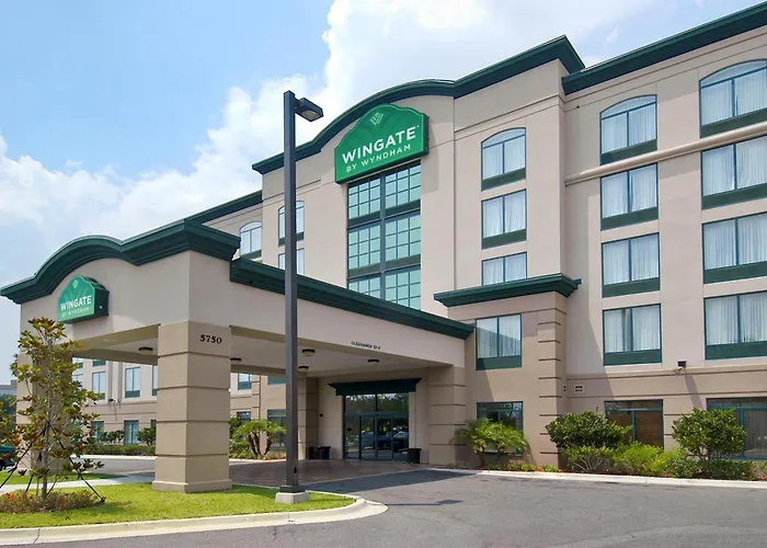 Wingate By Wyndham - Orlando International Airport- Free Hot Breakfast